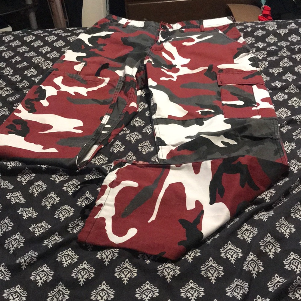 Red camo pants